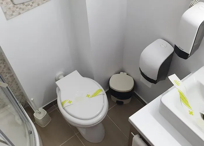 Alessia 게스트하우스 4*